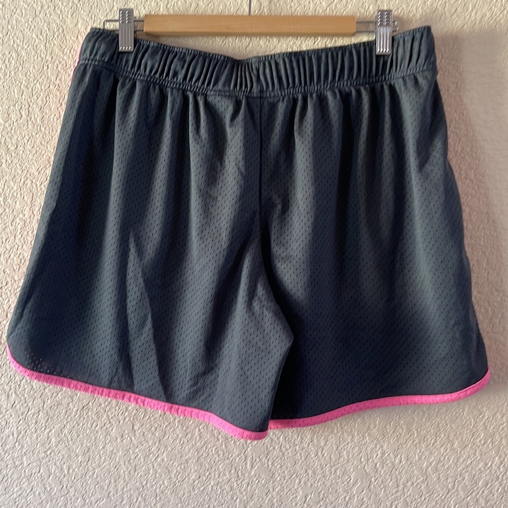 Shorts - Picture 2 of 2